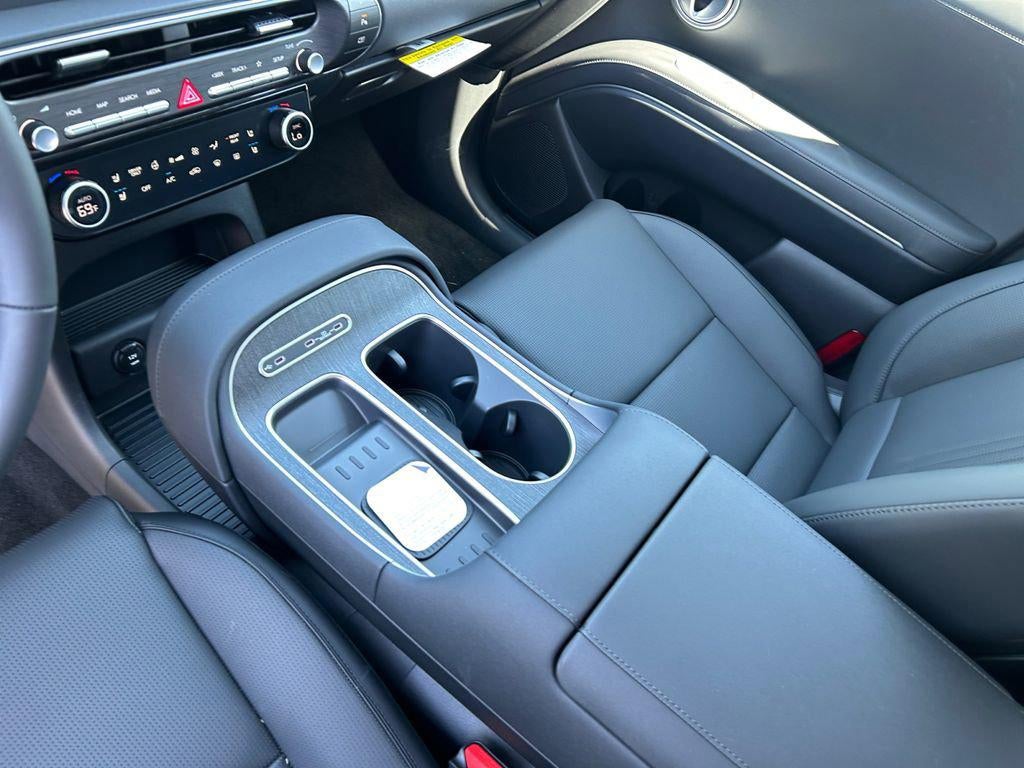2026 Hyundai PALISADE HYBRID SEL Premium 8P