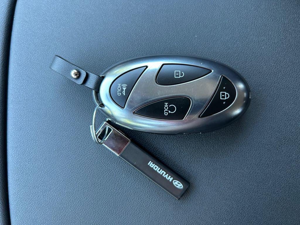 2026 Hyundai PALISADE HYBRID SEL Premium 8P