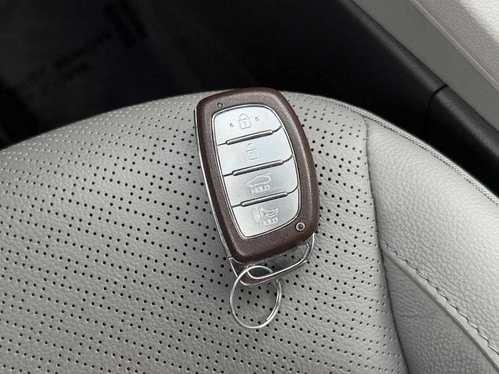 2019 Hyundai ELANTRA Limited