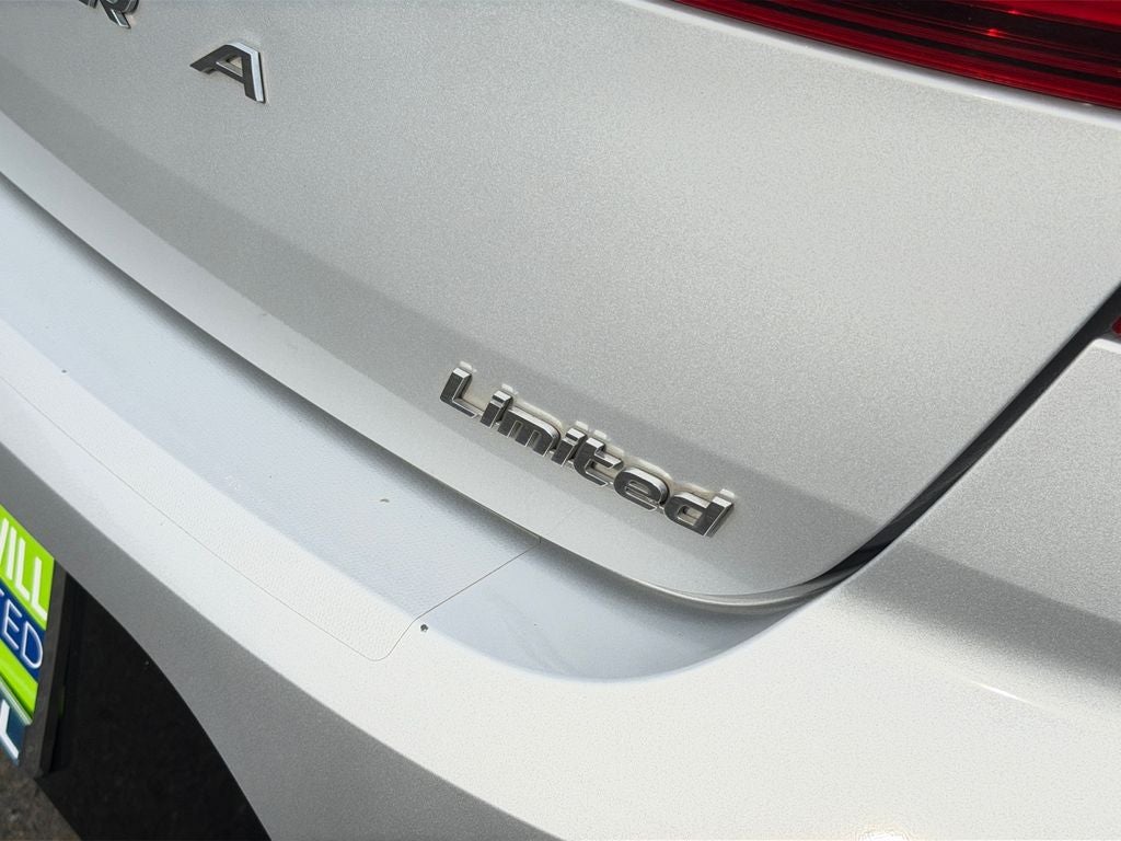 2019 Hyundai ELANTRA Limited