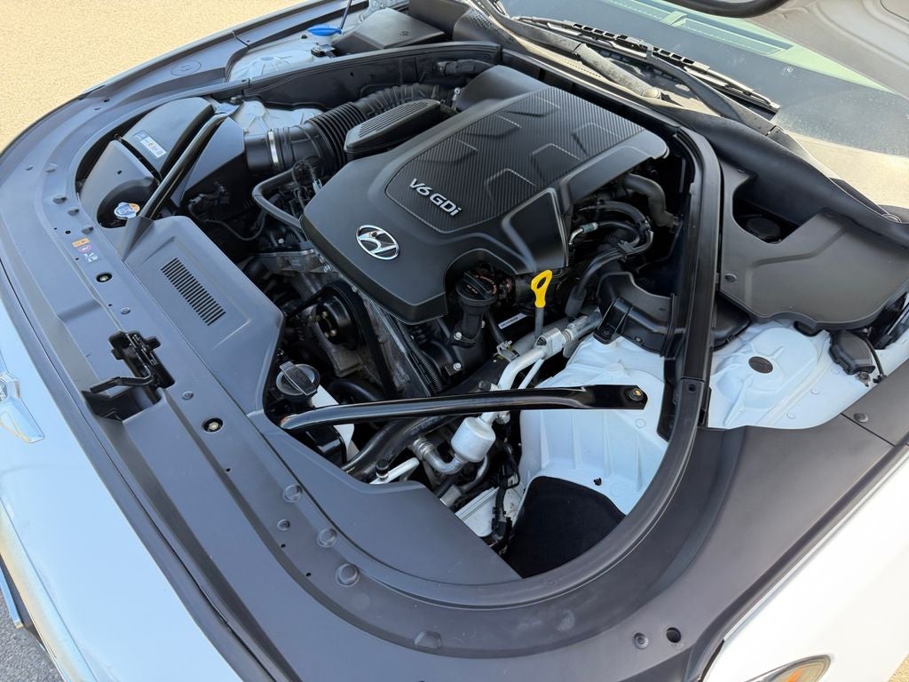 2015 Hyundai GENESIS 3.8
