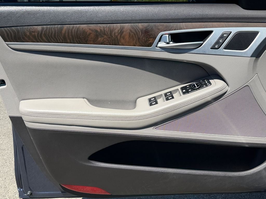 2015 Hyundai GENESIS 3.8