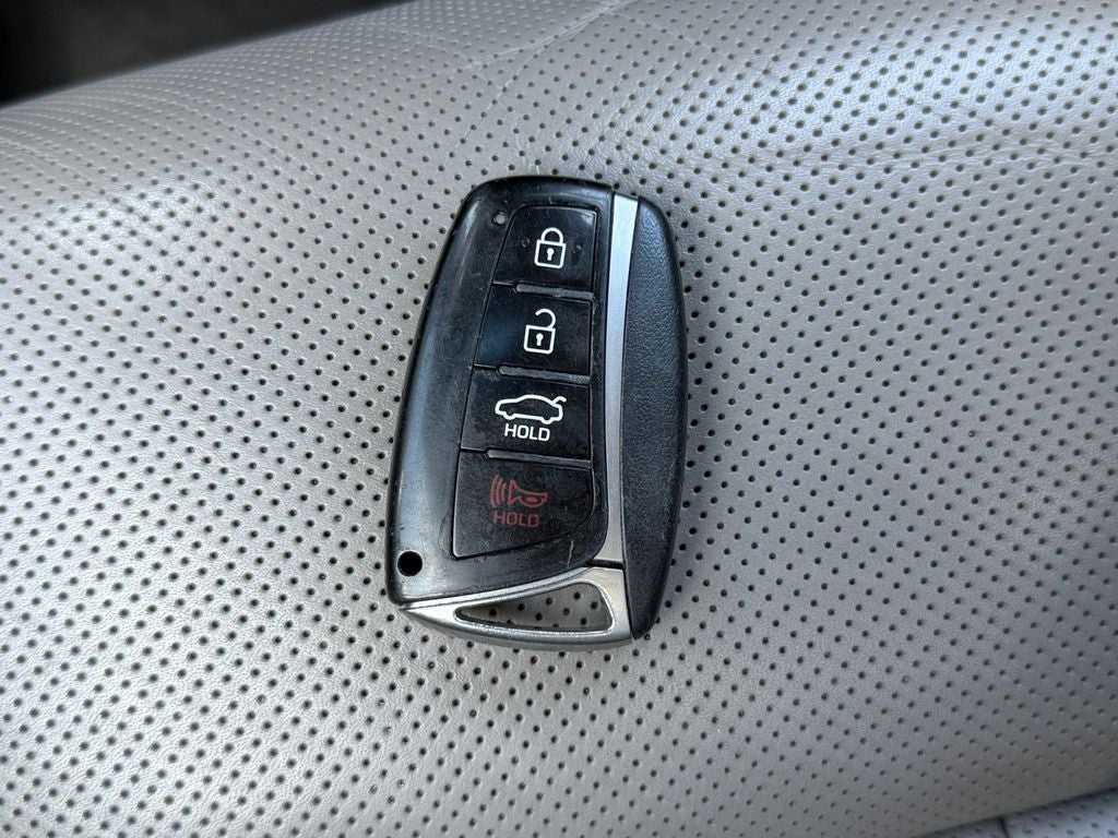 2015 Hyundai GENESIS 3.8