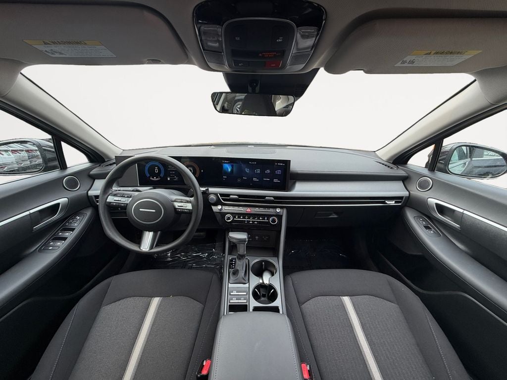 2025 Hyundai SONATA SE