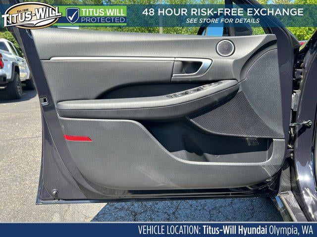 2025 Hyundai SONATA HYBRID SEL