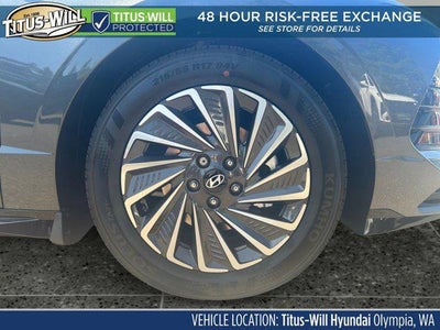 2025 Hyundai SONATA HYBRID SEL