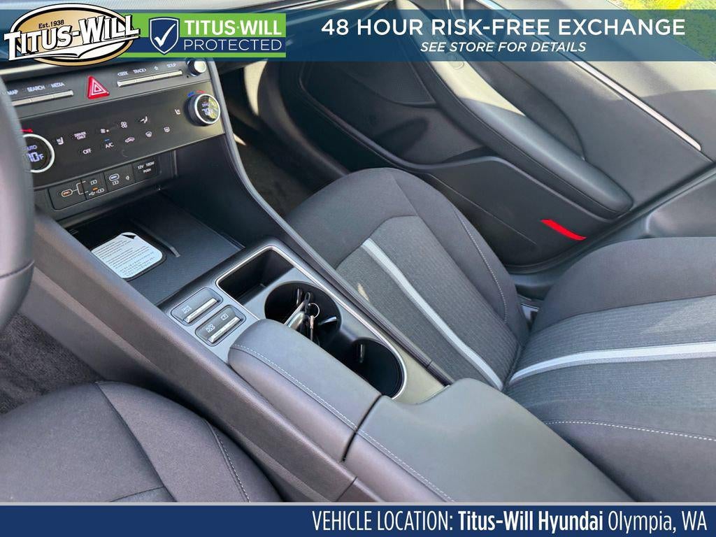 2026 Hyundai SONATA HYBRID SEL