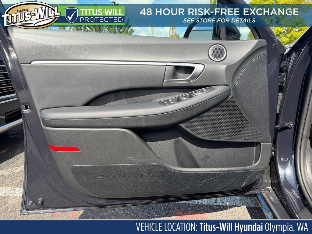 2026 Hyundai SONATA HYBRID SEL