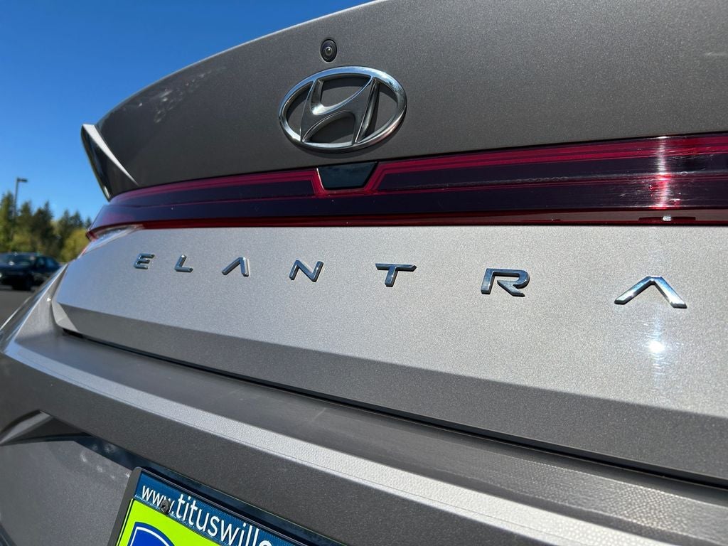 2021 Hyundai ELANTRA SE