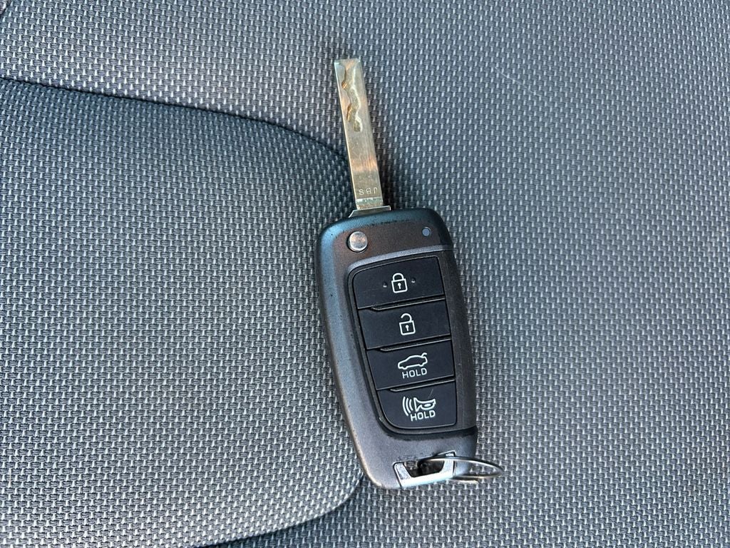 2021 Hyundai ELANTRA SE