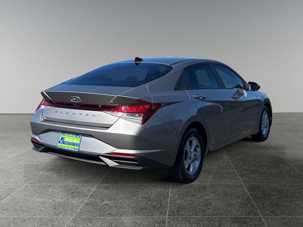 2021 Hyundai ELANTRA SE