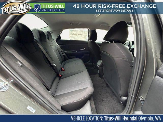 2026 Hyundai ELANTRA SE