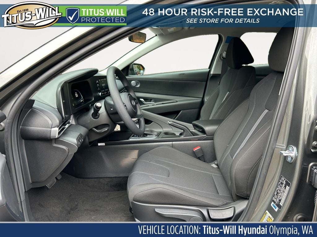 2026 Hyundai ELANTRA SE