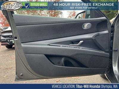 2026 Hyundai ELANTRA SE