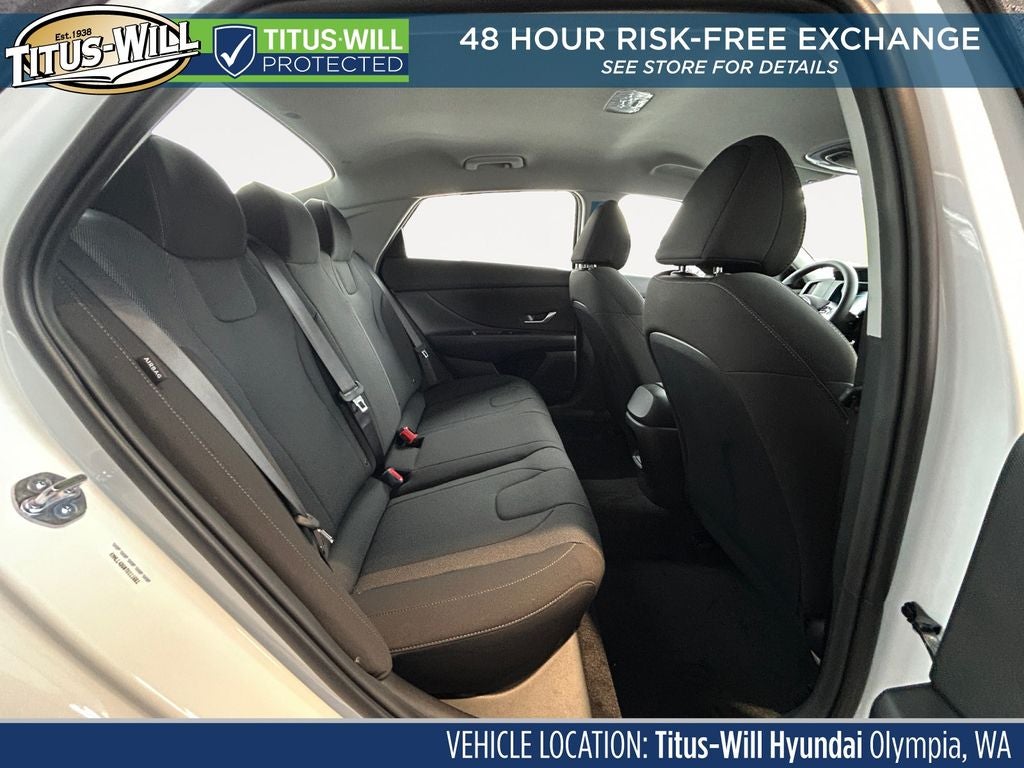 2026 Hyundai ELANTRA SE