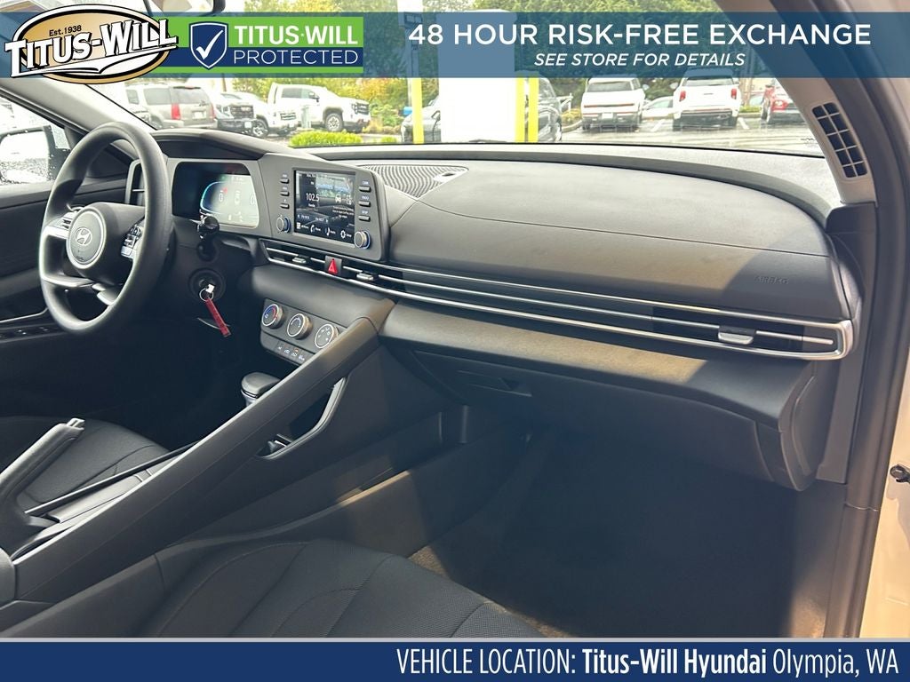 2026 Hyundai ELANTRA SE