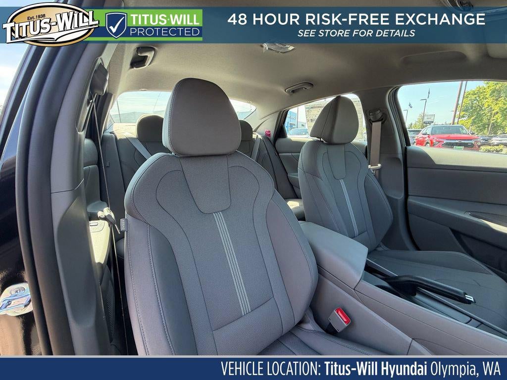 2026 Hyundai ELANTRA SE