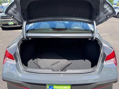 2026 Hyundai ELANTRA SE
