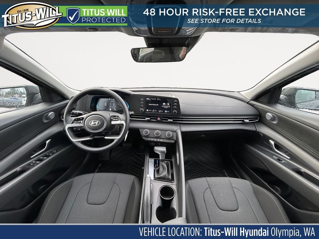 2026 Hyundai ELANTRA SE