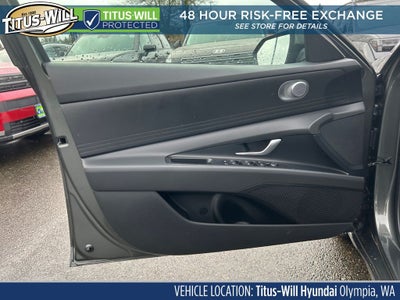 2026 Hyundai ELANTRA SE