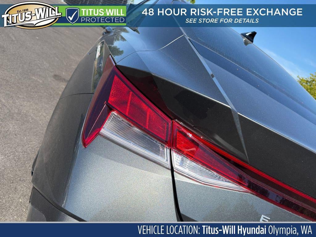 2026 Hyundai ELANTRA SE