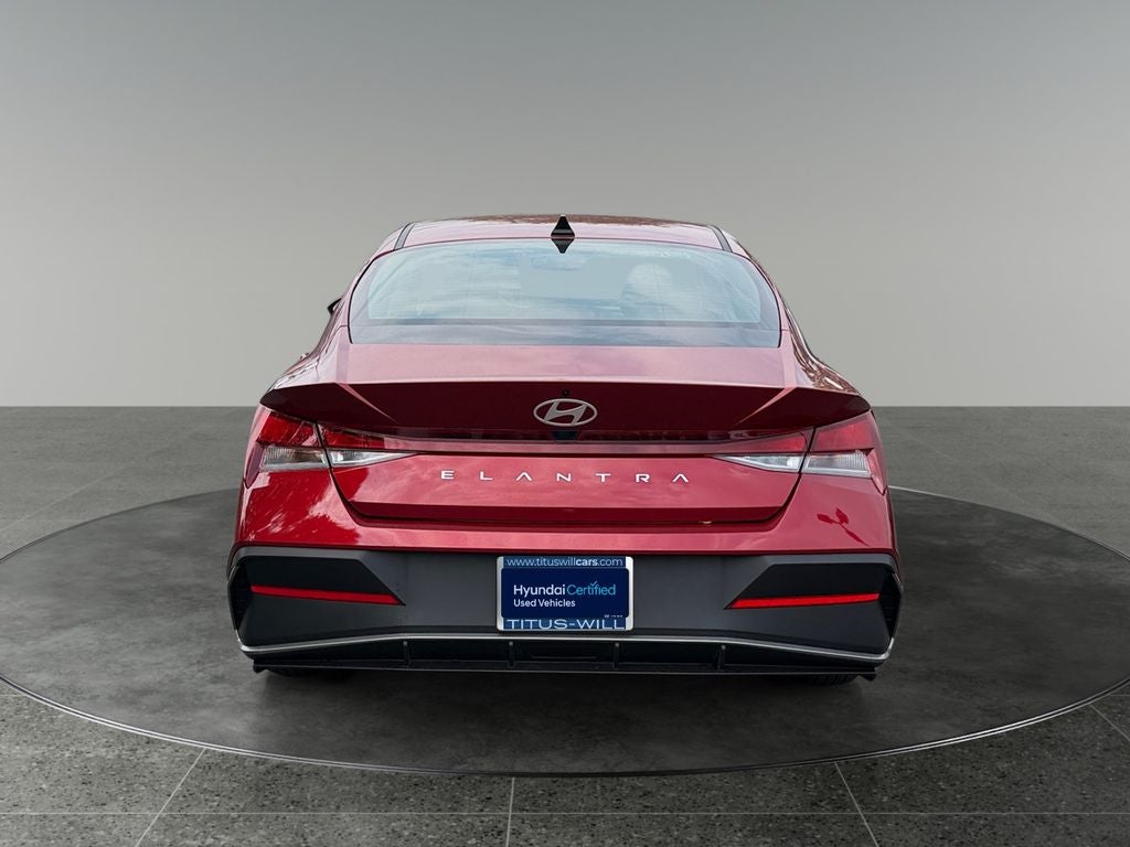 2025 Hyundai ELANTRA SE