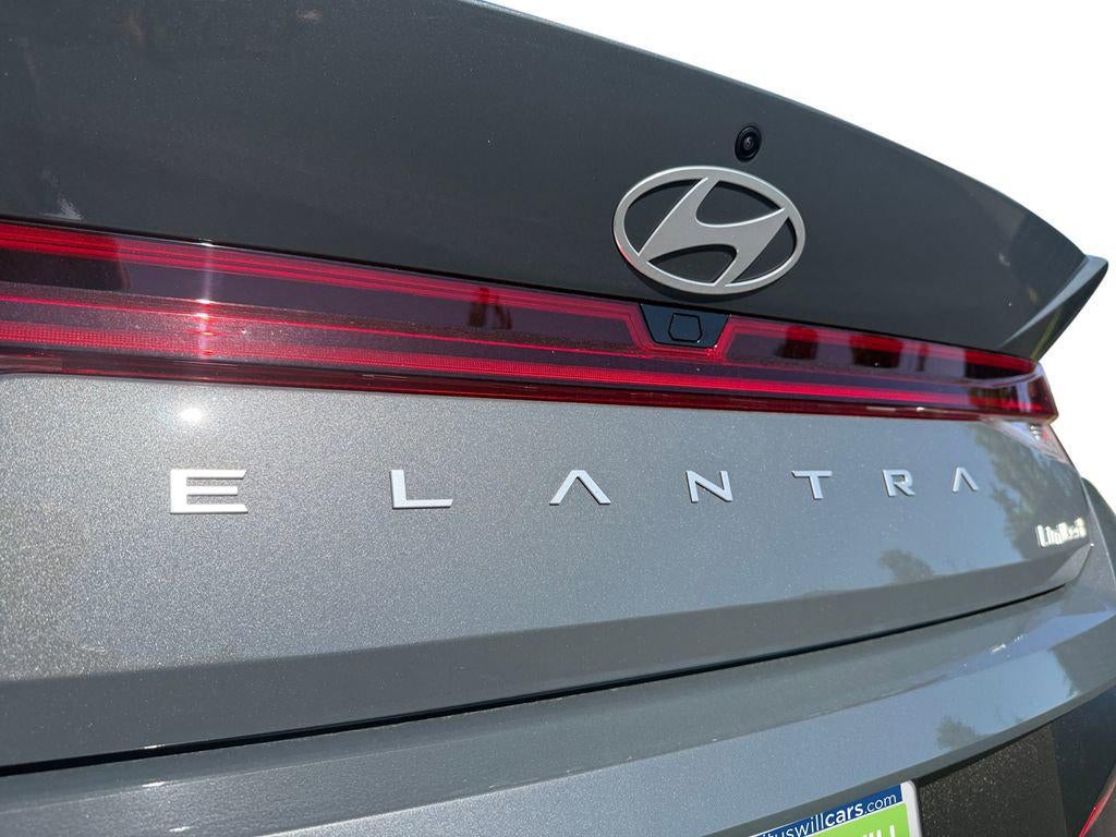 2026 Hyundai ELANTRA Limited
