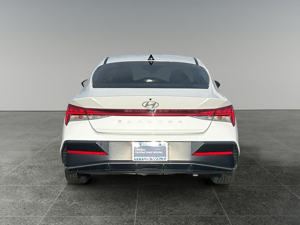 2025 Hyundai ELANTRA SEL Convenience