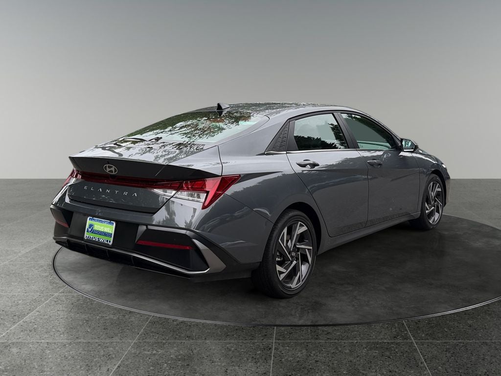 2025 Hyundai ELANTRA SEL Convenience