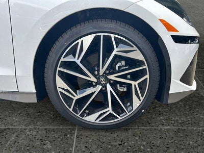 2025 Hyundai IONIQ 6 SEL