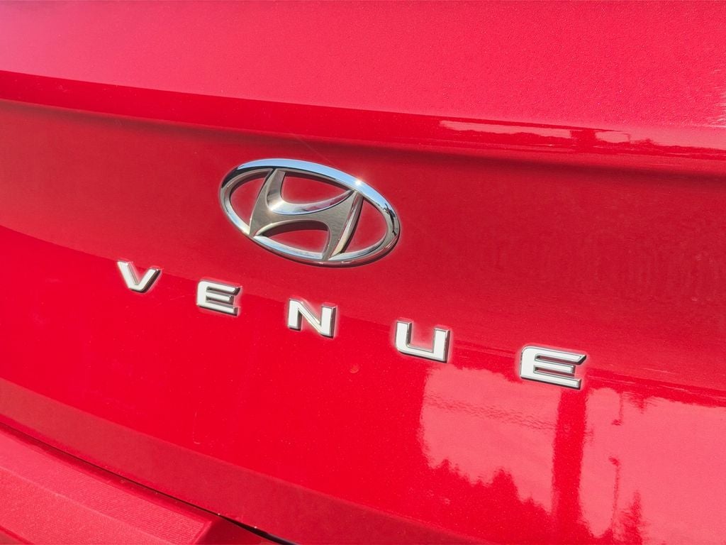 2022 Hyundai VENUE SEL