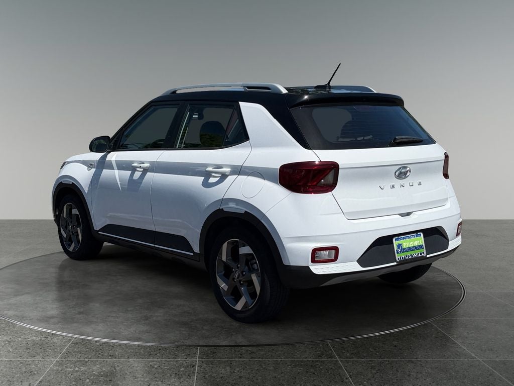2023 Hyundai VENUE Limited