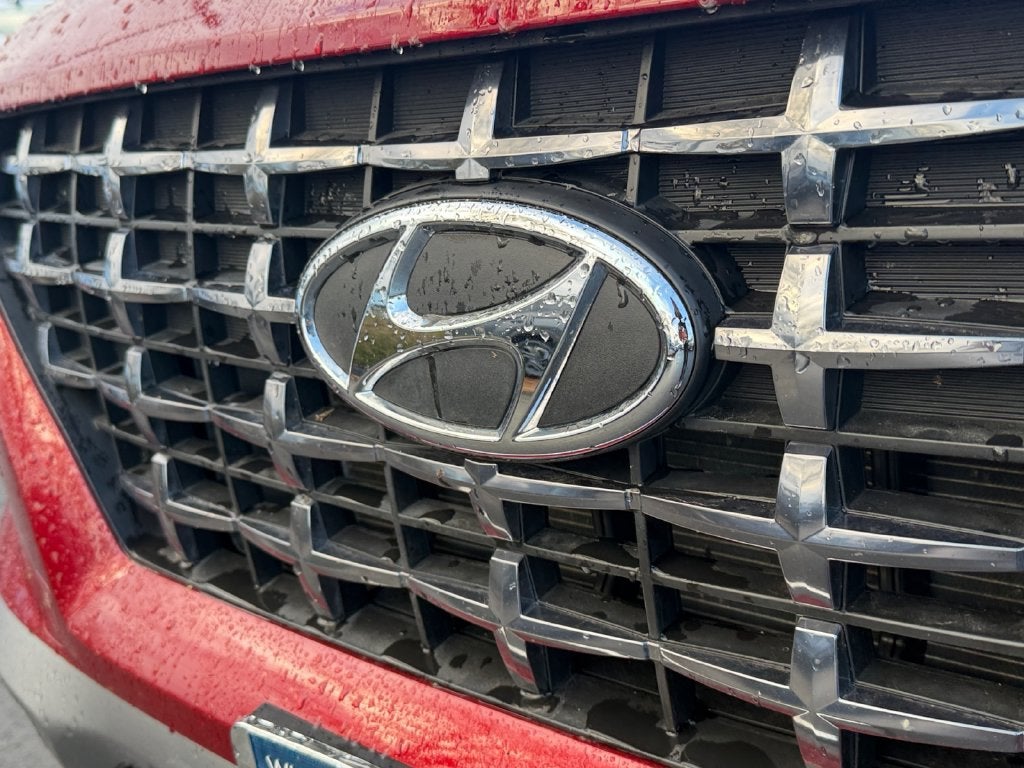 2025 Hyundai VENUE Limited
