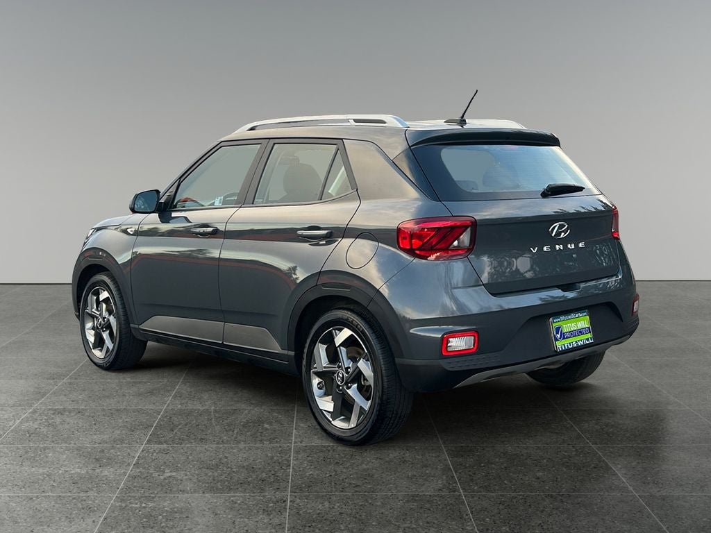 2025 Hyundai VENUE SEL