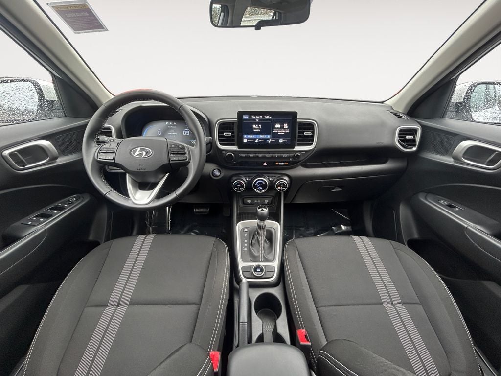 2024 Hyundai VENUE SEL