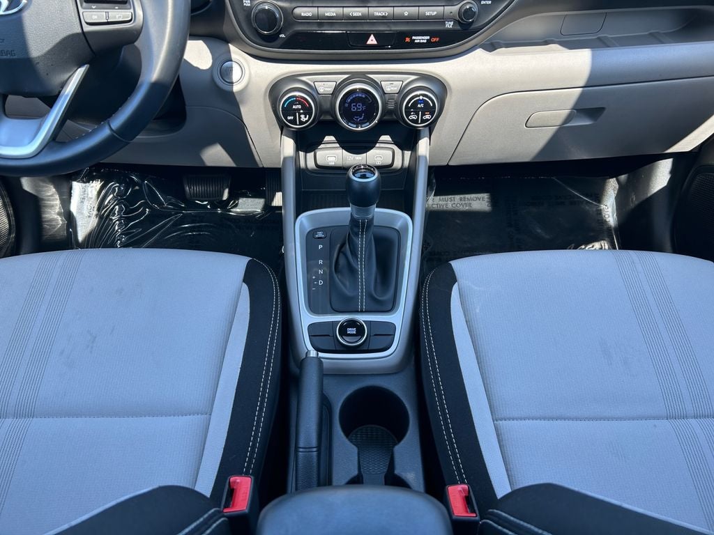 2025 Hyundai VENUE SEL