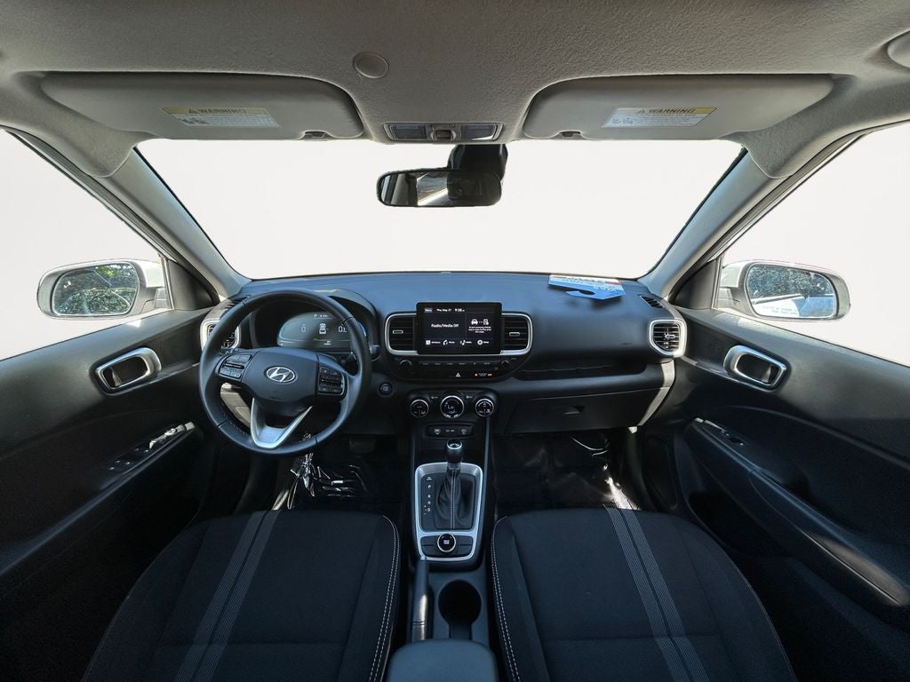 2025 Hyundai Venue SEL - Photo 12