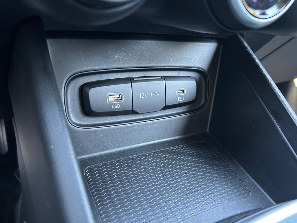 2025 Hyundai Venue SEL - Photo 33