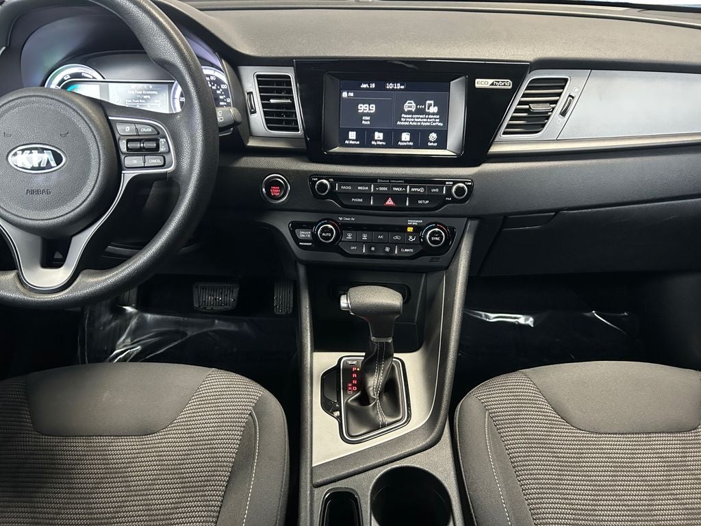 2017 Kia Niro LX