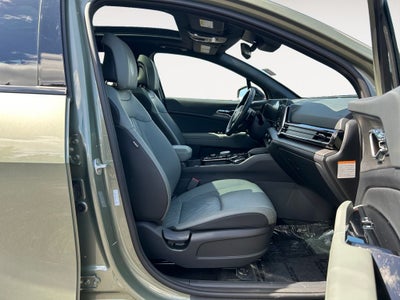 2025 Kia Sportage Plug-In Hybrid X-Line
