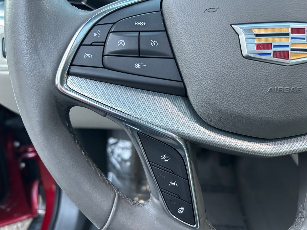 2021 Cadillac XT5 Premium Luxury