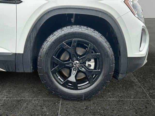 2024 Volkswagen Atlas 2.0T Peak Edition SE w/Technology