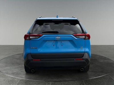 2020 Toyota RAV4 LE