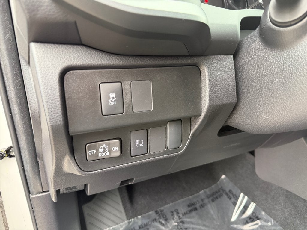 2022 Toyota Tacoma SR V6