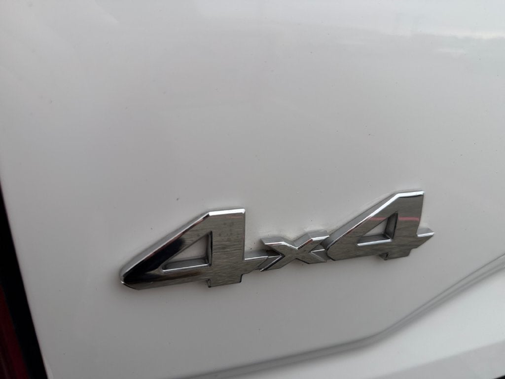 2022 Toyota Tacoma SR V6