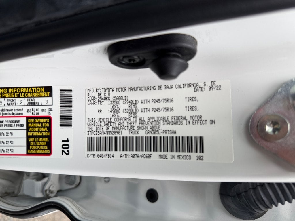 2022 Toyota Tacoma SR V6