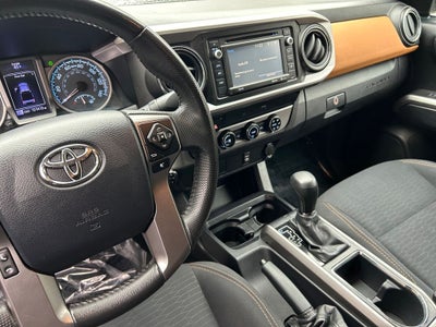 2017 Toyota TACOMA SR5 SR5