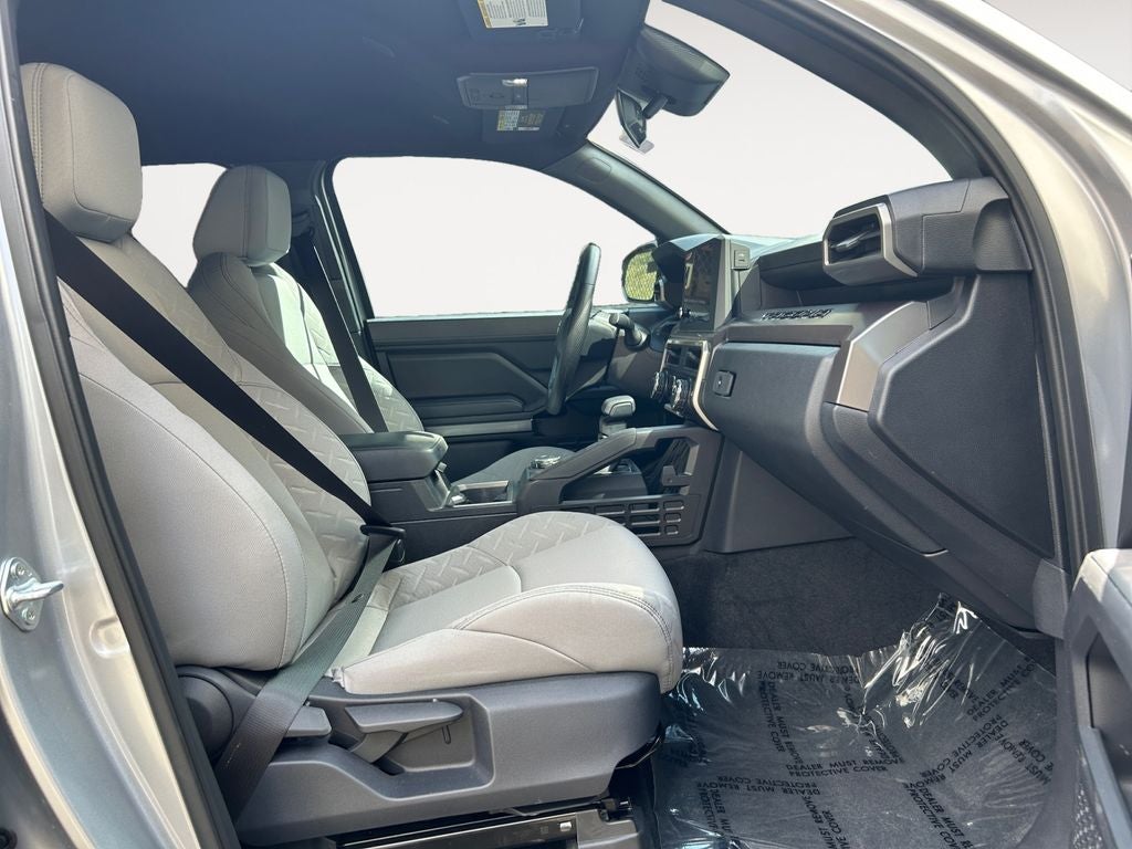 2025 Toyota TACOMA SR5 SR5