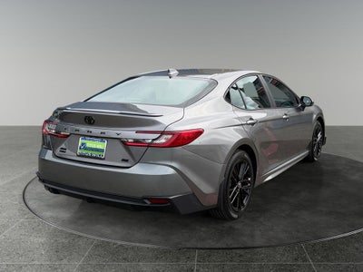2025 Toyota Camry SE HYBRID