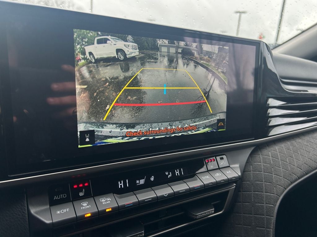 2025 Toyota CAMRY XLE